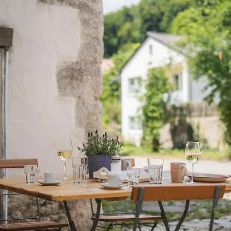 Gehobenes Ambiente In Historischer Daire