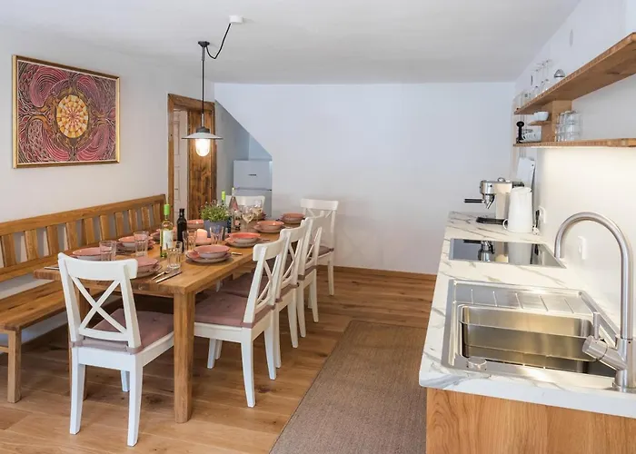 Appartement Gehobenes Ambiente In Historischer