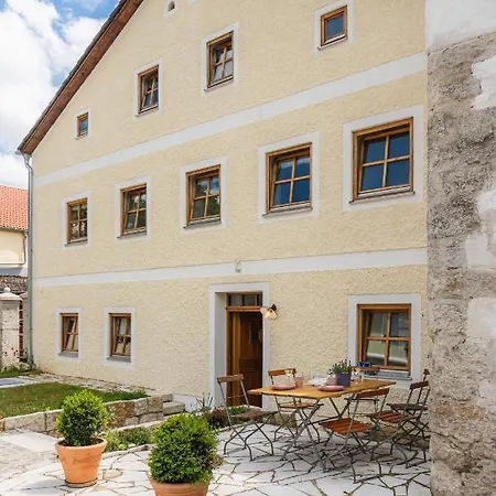 Apartment Gehobenes Ambiente In Historischer