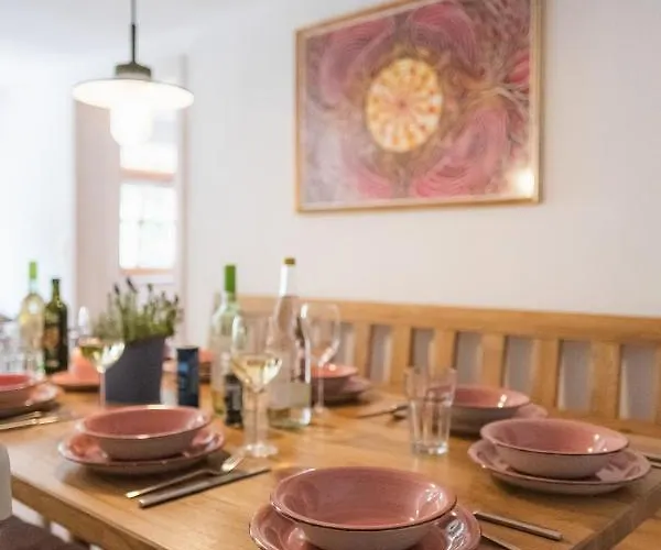 Apartamento Gehobenes Ambiente In Historischer Walting